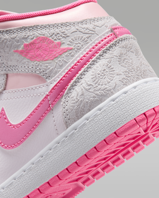 Air Jordan 1 Mid Alt SE Older Kids' Shoes. Nike ZA